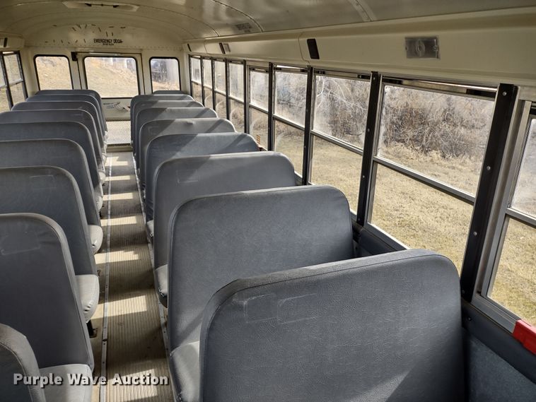 image for item DR8173 2006 International  school bus