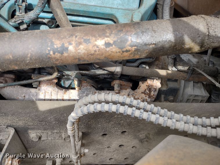 image for item DR8173 2006 International  school bus