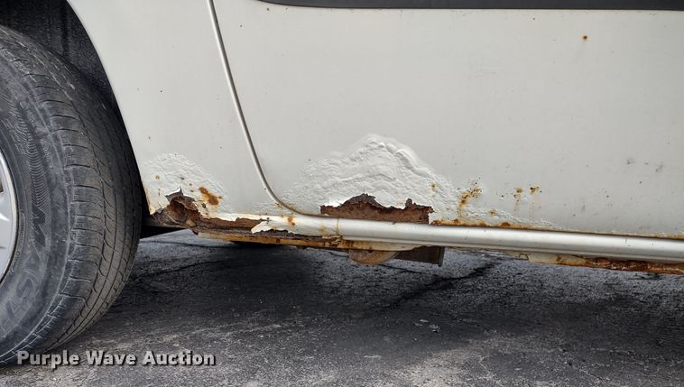 image for item DR8174 2003 Dodge Grand Caravan  van