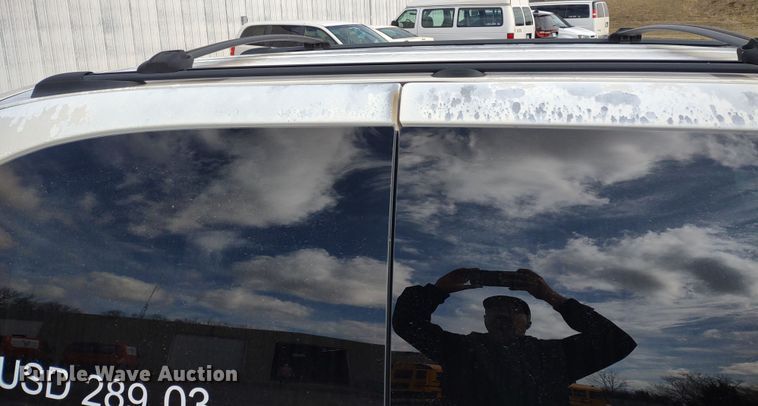 image for item DR8174 2003 Dodge Grand Caravan  van