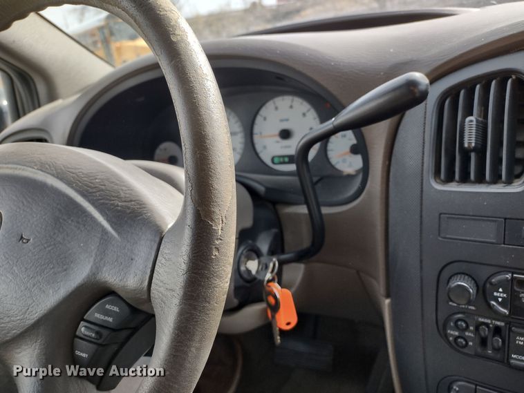 image for item DR8174 2003 Dodge Grand Caravan  van