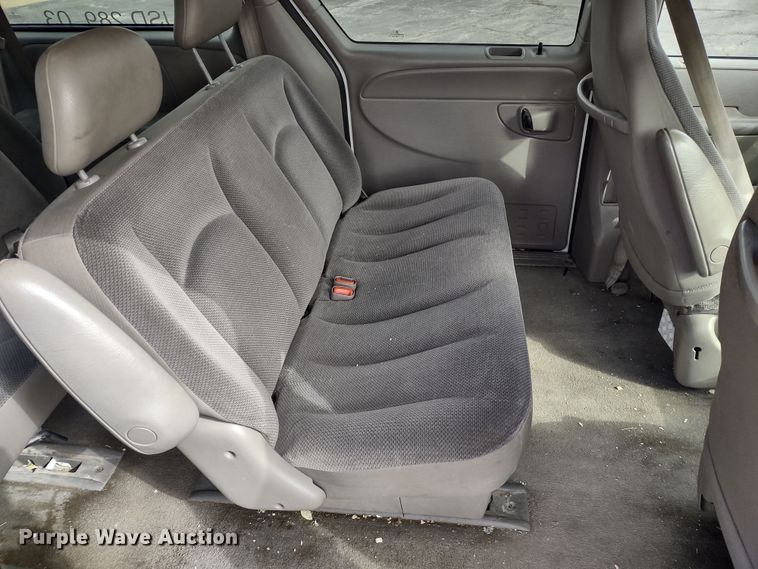 image for item DR8174 2003 Dodge Grand Caravan  van