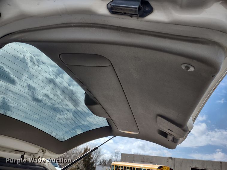 image for item DR8174 2003 Dodge Grand Caravan  van