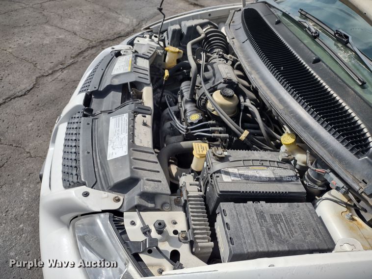 image for item DR8174 2003 Dodge Grand Caravan  van
