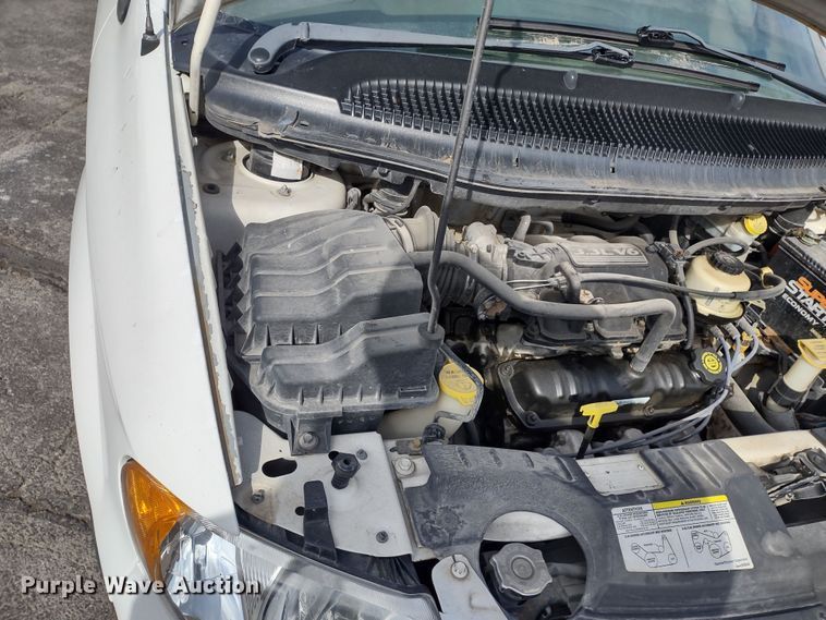 image for item DR8174 2003 Dodge Grand Caravan  van