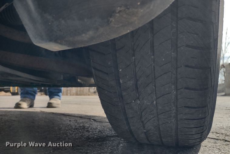 image for item DR8174 2003 Dodge Grand Caravan  van