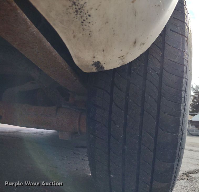 image for item DR8174 2003 Dodge Grand Caravan  van