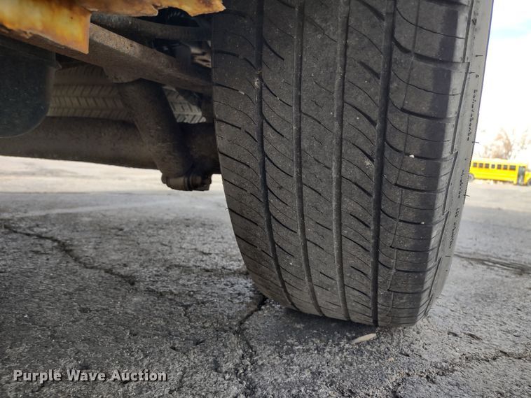 image for item DR8174 2003 Dodge Grand Caravan  van