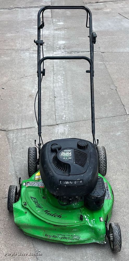 image for item HP9396 Lawn Boy Easy Mulch  push mower