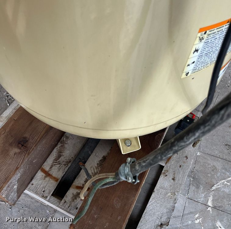 image for item HP9399 Ingersoll Rand TS7  air compressor