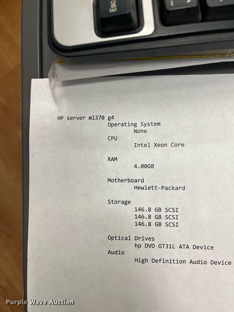 image for item HP9401 (2) servers