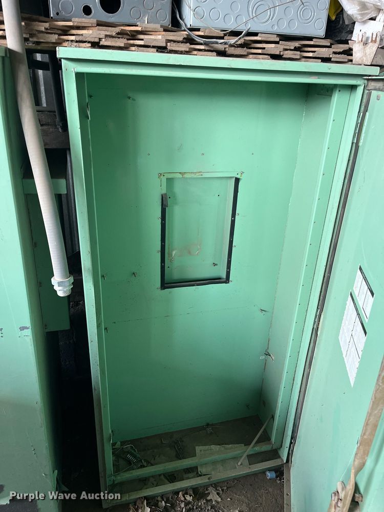 image for item HP9466 (7) control boxes