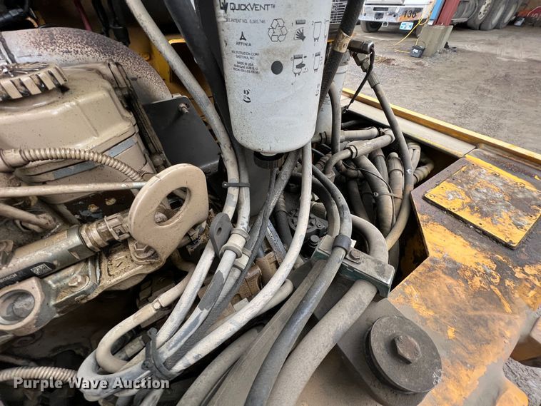 image for item ID9463 2011 Volvo DD118HFA  double drum vibratory roller