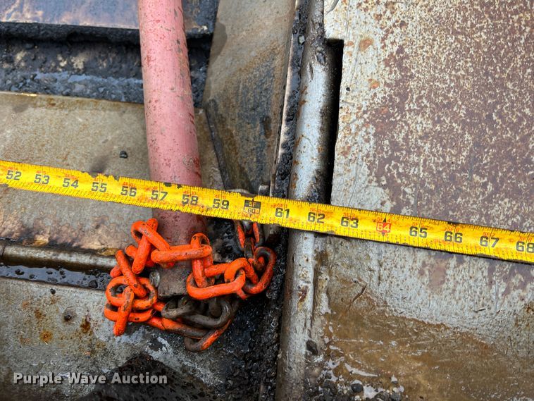 image for item ID9465 1999 Cedarapids CR461R  paver