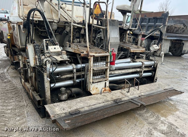 image for item ID9465 1999 Cedarapids CR461R  paver