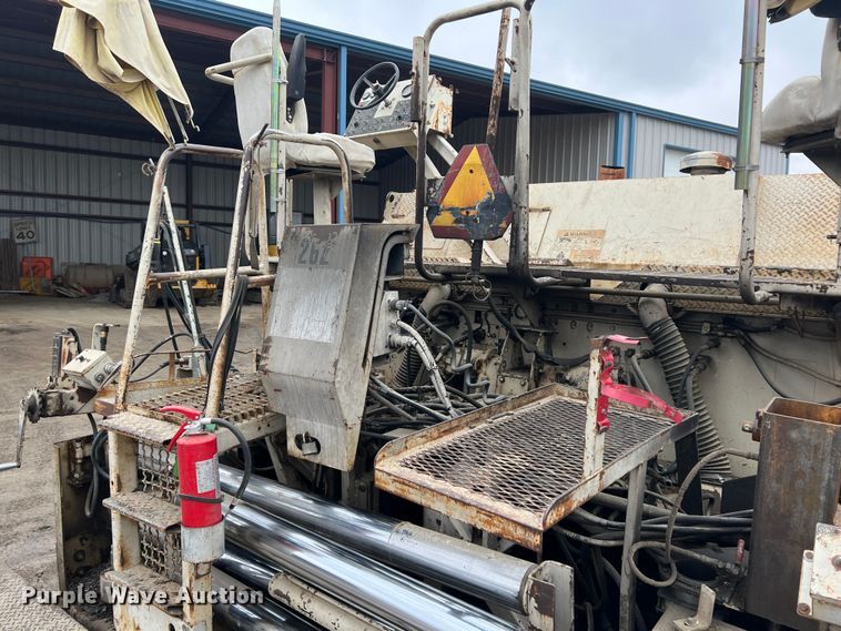 image for item ID9465 1999 Cedarapids CR461R  paver