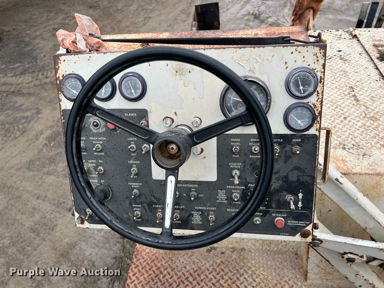 image for item ID9465 1999 Cedarapids CR461R  paver