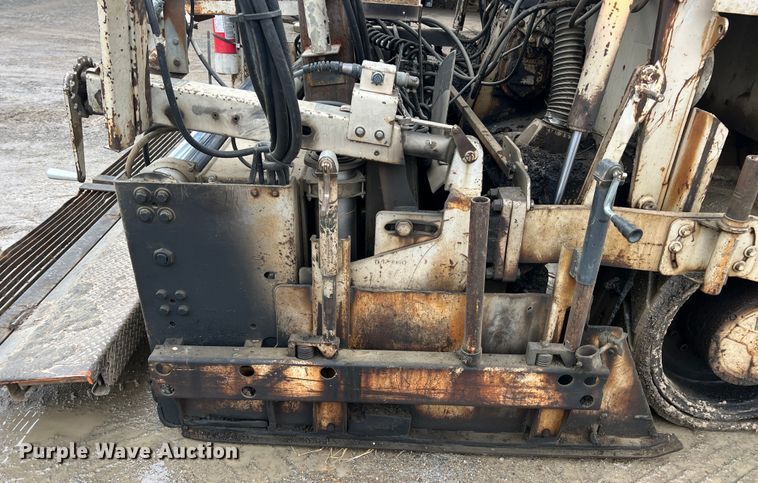 image for item ID9465 1999 Cedarapids CR461R  paver