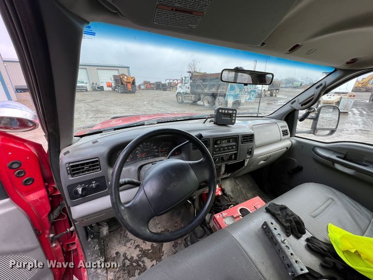 image for item ID9466 1999 Ford F550 Super Duty  Crew Cab dump flatbed truck