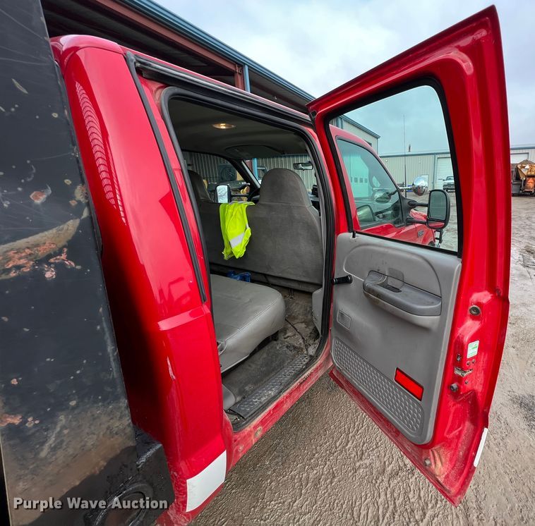 image for item ID9466 1999 Ford F550 Super Duty  Crew Cab dump flatbed truck