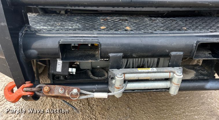 image for item ID9466 1999 Ford F550 Super Duty  Crew Cab dump flatbed truck