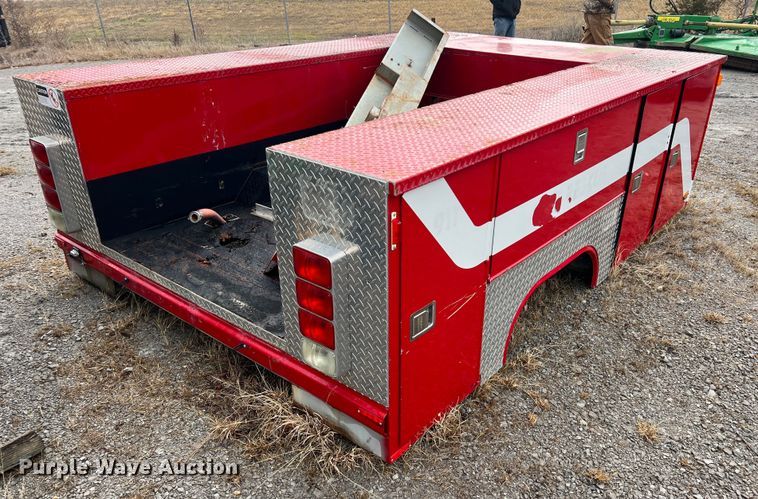 image for item ID9466 1999 Ford F550 Super Duty  Crew Cab dump flatbed truck