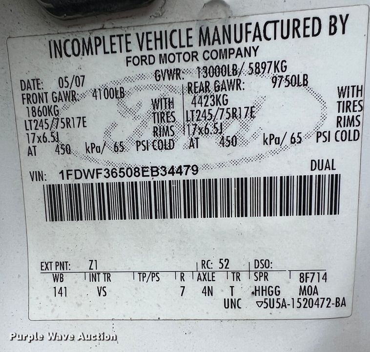 image for item ID9469 2008 Ford F350 Super Duty XL  utility bed pickup truck