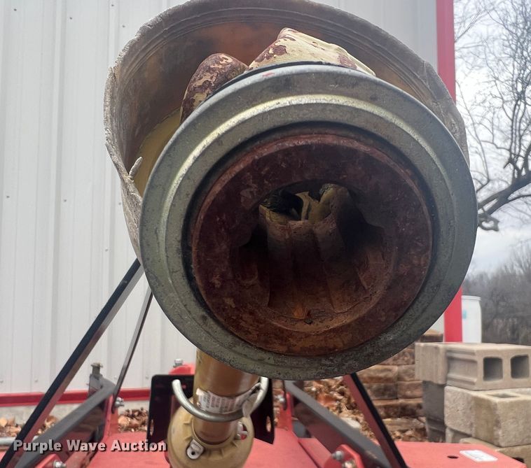 image for item ID9473 Bush Hog RDTH84  finish mower