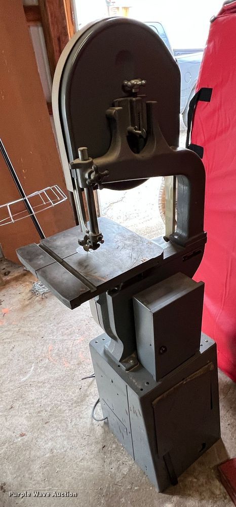 image for item ID9474 Rockwell 14  bandsaw