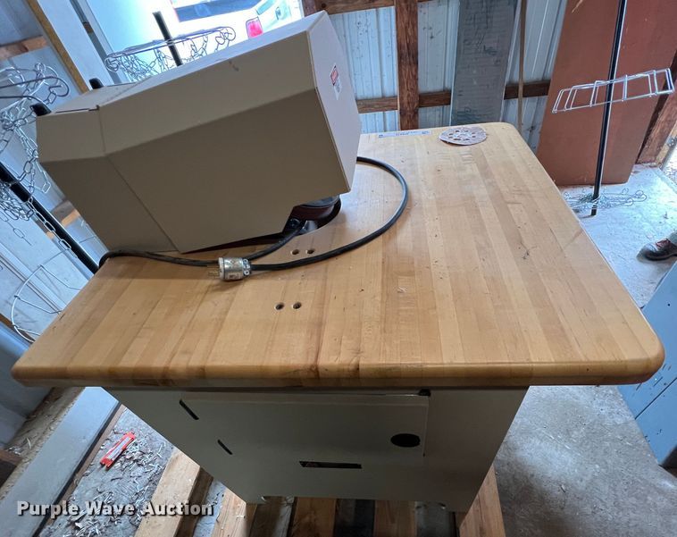 image for item ID9475 Larick Machinery 362  drum sander