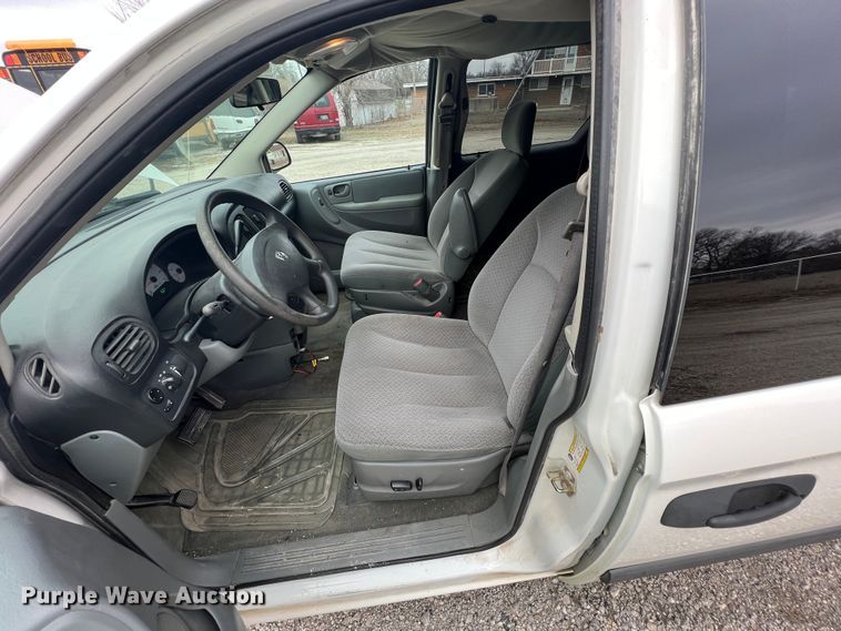 image for item ID9482 2006 Dodge Grand Caravan SE  van