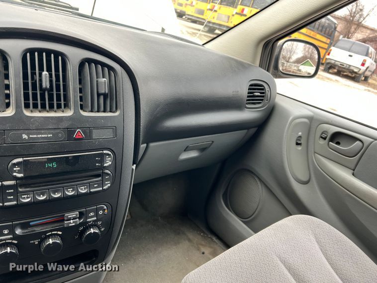 image for item ID9482 2006 Dodge Grand Caravan SE  van