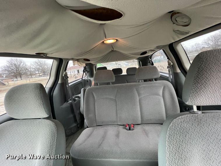 image for item ID9482 2006 Dodge Grand Caravan SE  van