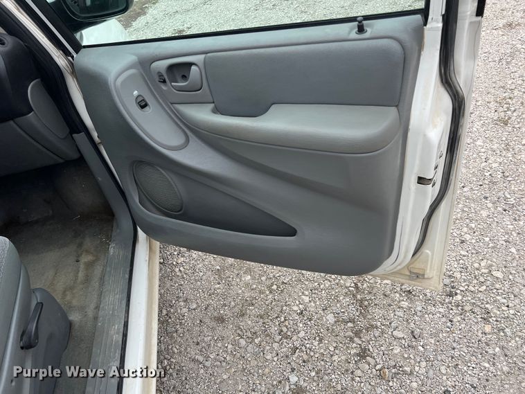 image for item ID9482 2006 Dodge Grand Caravan SE  van