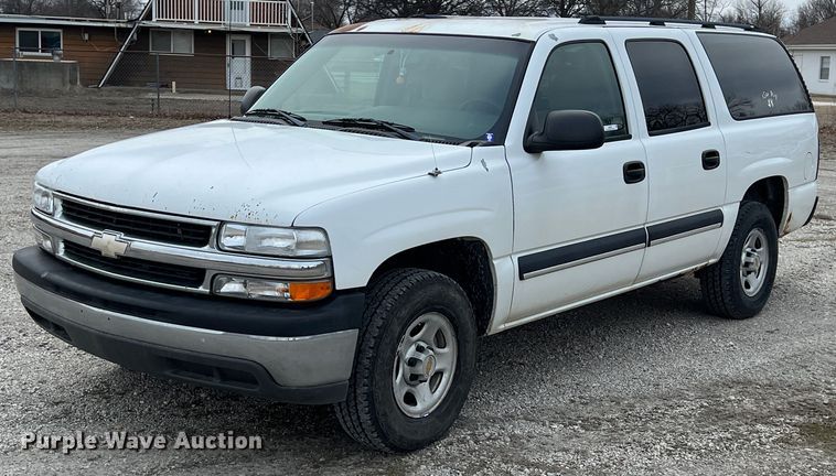 image for item ID9483 2004 Chevrolet Suburban 1500  SUV