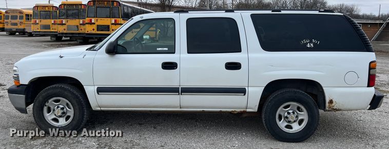 image for item ID9483 2004 Chevrolet Suburban 1500  SUV