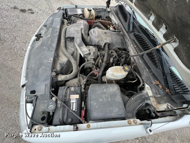 image for item ID9483 2004 Chevrolet Suburban 1500  SUV