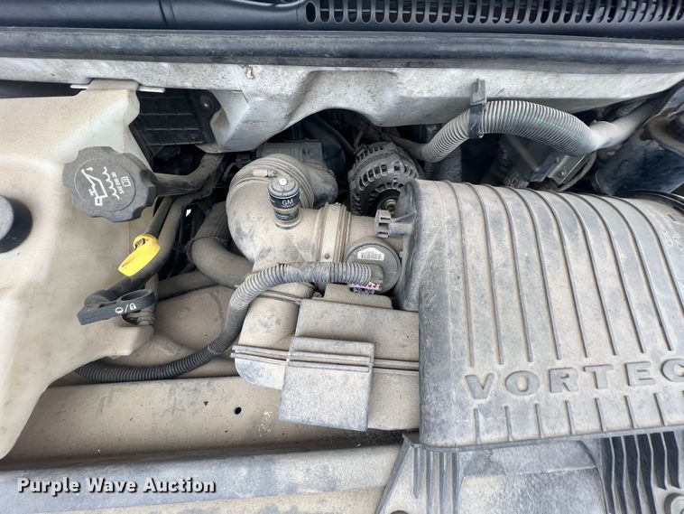 image for item ID9484 2004 GMC Savana G3500  van