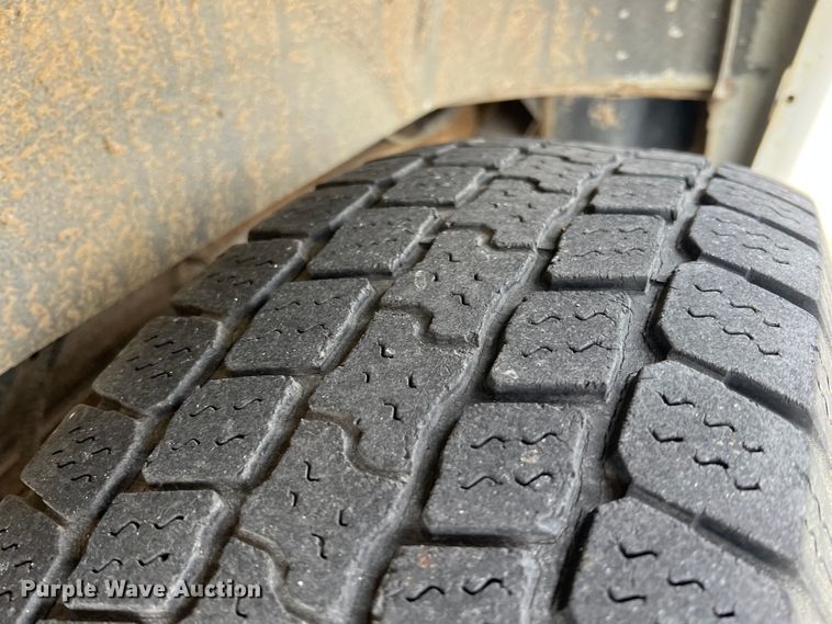 image for item ID9484 2004 GMC Savana G3500  van