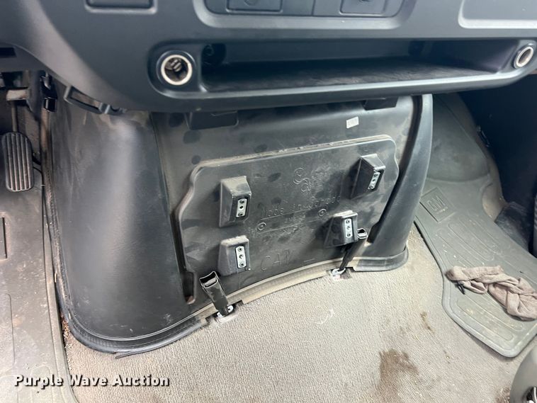 image for item ID9485 2004 Chevrolet Express 3500  van