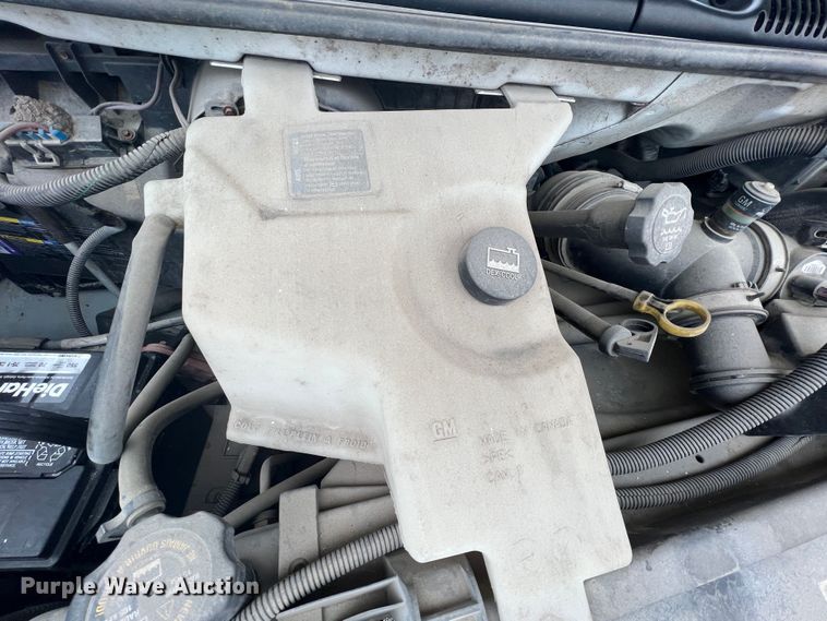 image for item ID9485 2004 Chevrolet Express 3500  van