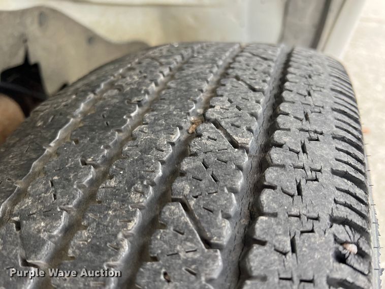 image for item ID9485 2004 Chevrolet Express 3500  van