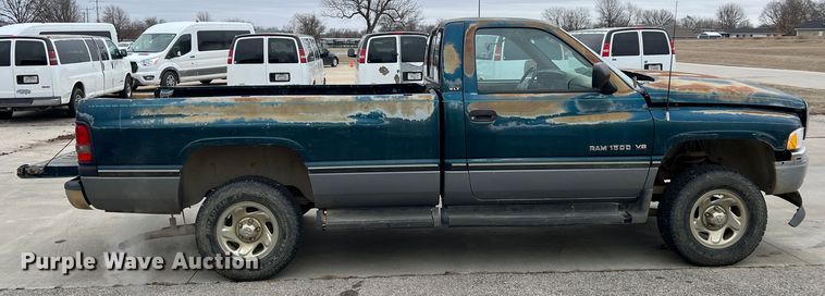 image for item ID9486 1994 Dodge Ram 1500  pickup truck