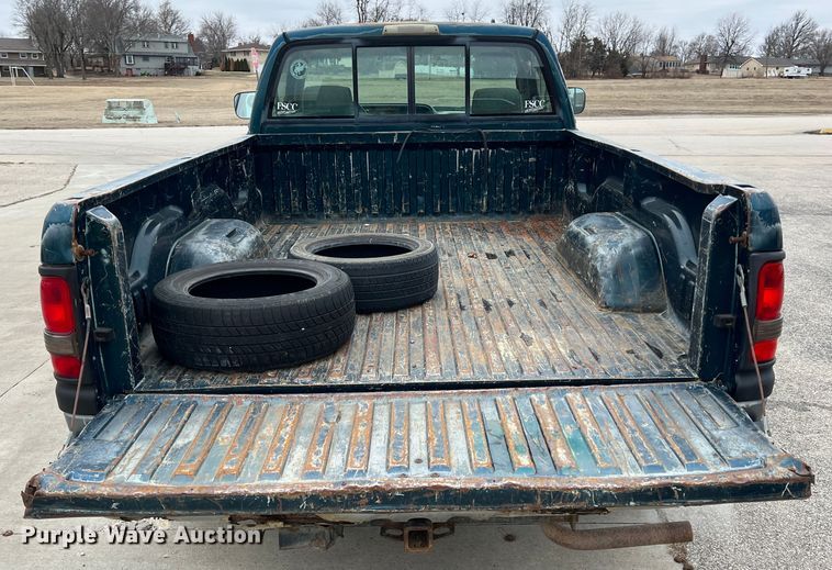 image for item ID9486 1994 Dodge Ram 1500  pickup truck