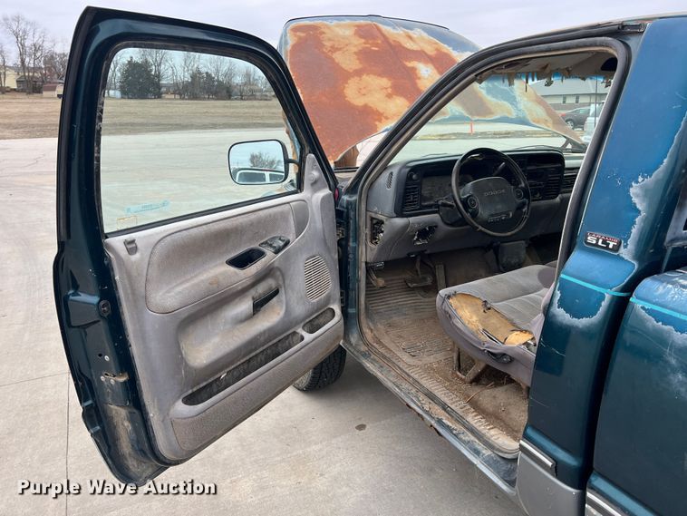 image for item ID9486 1994 Dodge Ram 1500  pickup truck