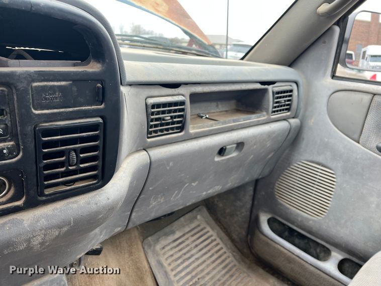 image for item ID9486 1994 Dodge Ram 1500  pickup truck