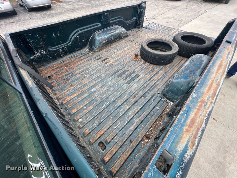 image for item ID9486 1994 Dodge Ram 1500  pickup truck