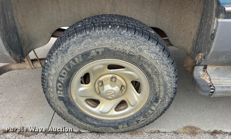 image for item ID9486 1994 Dodge Ram 1500  pickup truck