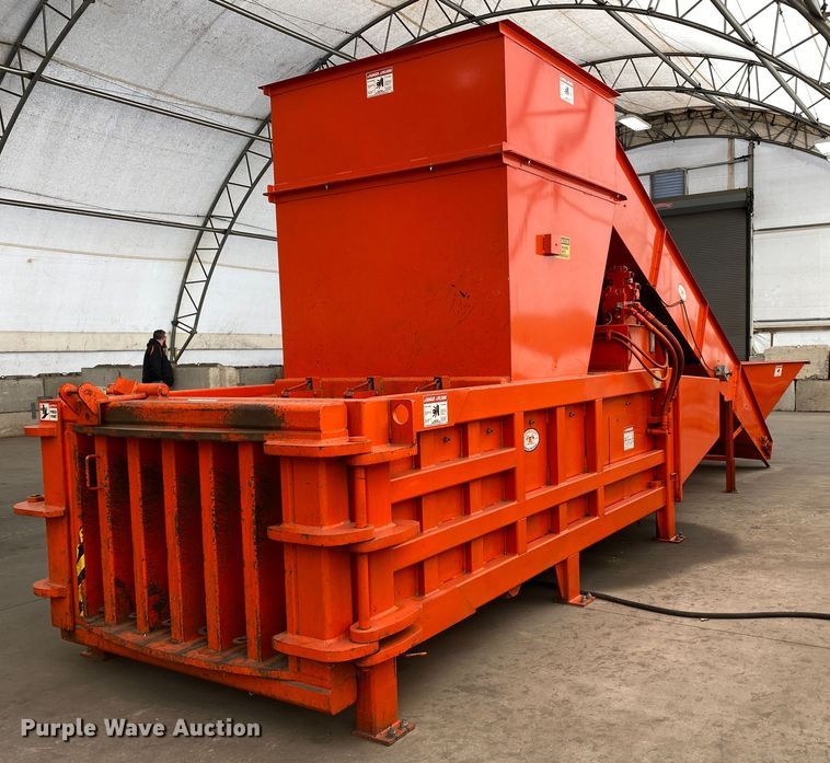 image for item IG9913 2014 Cram-A-Lot HE-60-M  horizontal baler