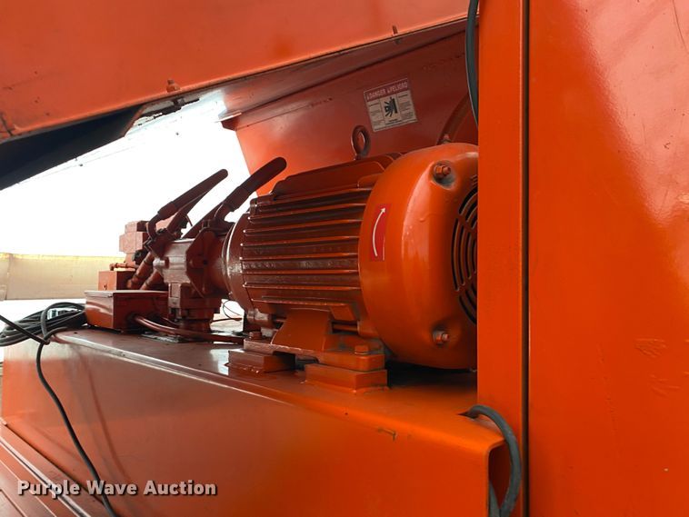 image for item IG9913 2014 Cram-A-Lot HE-60-M  horizontal baler